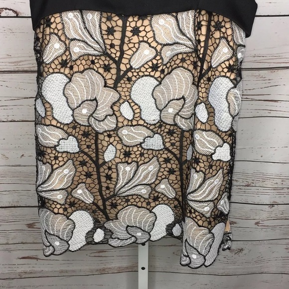 BCBG Maxazria lace strapless top size M - Picture 4 of 8